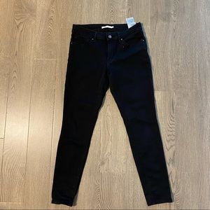 BRAND NEW Levi’s Jeans
